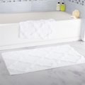 Lavish Home Lavish Home 67-0027-W 100 Percent Cotton Trellis Bathroom Mat Set; White - 2 Piece 67-0027-W
